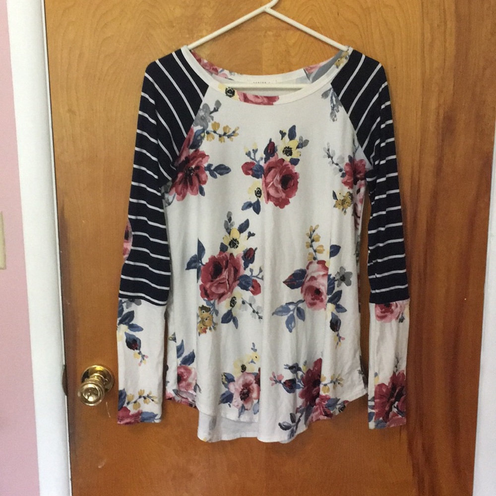 Long sleeve floral blouse